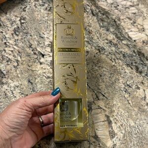Russell & Windsor Fragrance reed Diffuser made in England Rose gold & Amaranth
